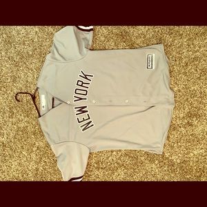 Yankees away Gleybar Torres jersey